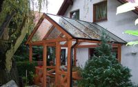 Holz Vordach mit Andreaskreuz